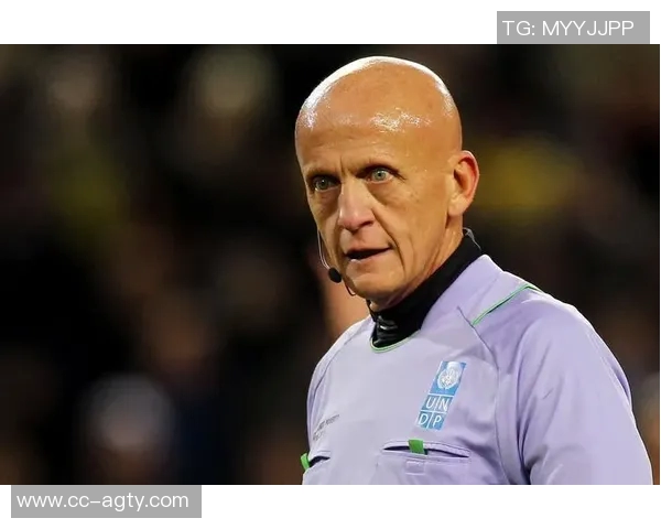 科里纳提议2026年世界杯引入VAR审查角球及两黄牌变红牌判罚机制